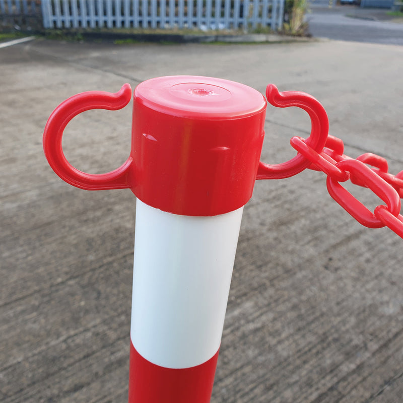 4 Red/ white posts with 6 metres red/white chain